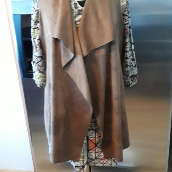 Westbound  Cardigan A144 - Picture 4 of 6